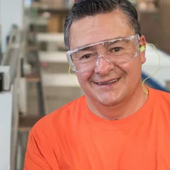 Marjan, Elektroniker